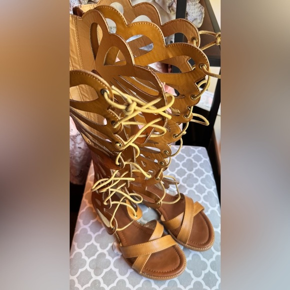 Forever Tan Gladiator Sandals with Intricate Straps - Picture 6 of 10